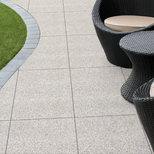 Cava-Granito-silver-grey