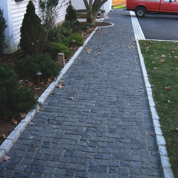 Strata Stones Granite Setts Black laid