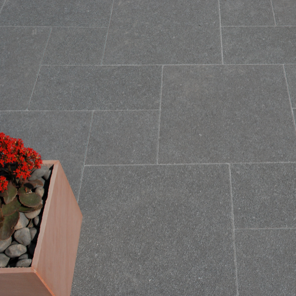 Strata Stones Paving Slabs | Natural Stone | UK Building Supplies