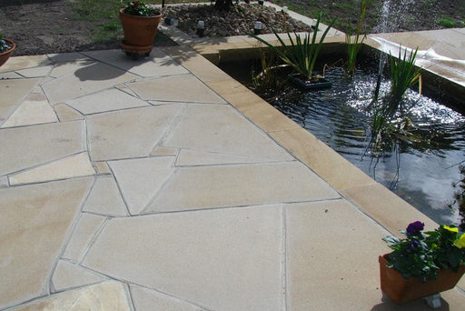 Paveworld Mint Goose smooth sawn crazy paving natural sandstone detail