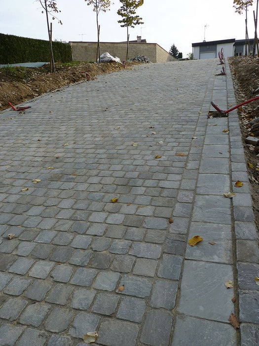 Light Grey natural sandstone cobbles for driveways and paths