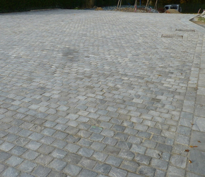 Light Grey sandstone cobbles setts for patios borders and edging