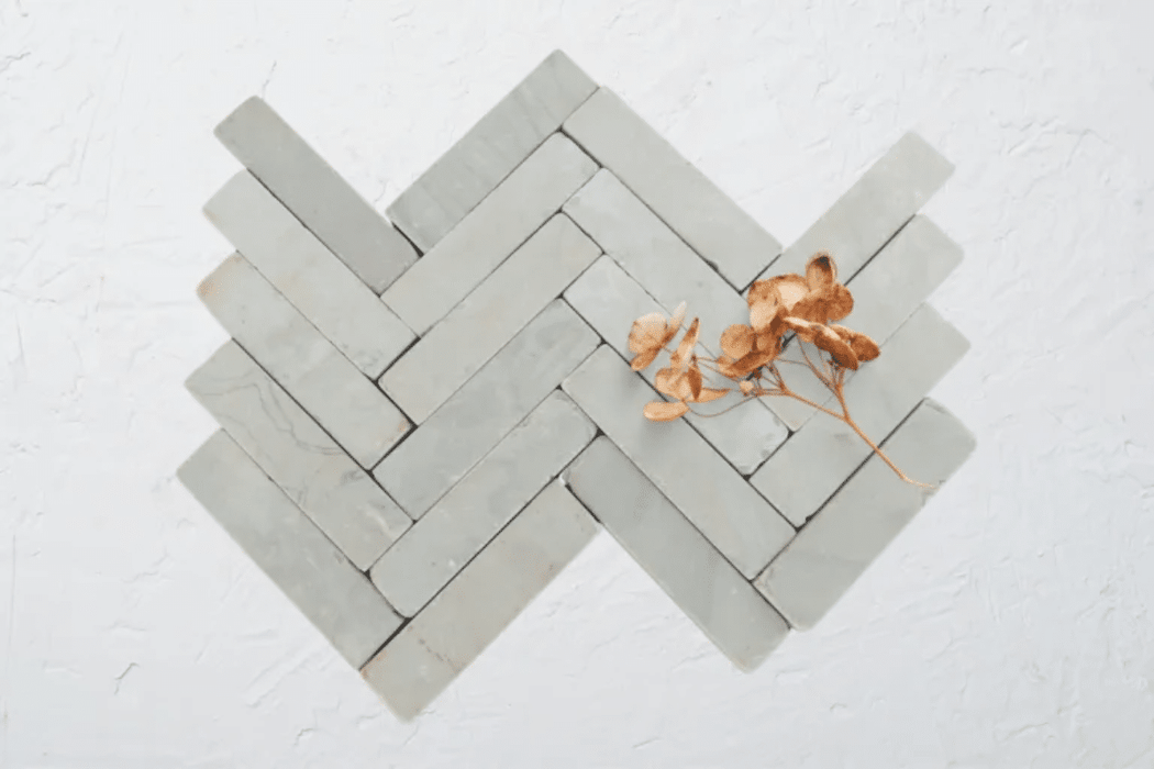 Paveworld Oxford Grey 200 x 50mm sandstone herringbone paving cobbles
