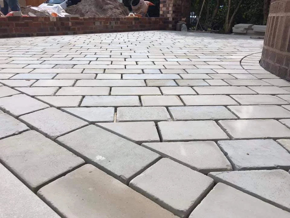Santa Fee natural sandstone block paving for driveways and patios